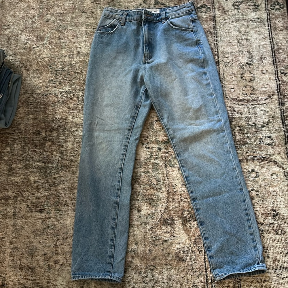 Rolla’s High Rise Slim Dusters Jean in Light Wash